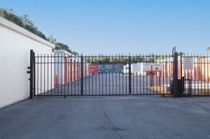 Public Storage - Lantana - 4390 Hypoluxo Rd - Photo 4