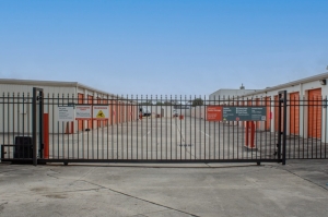 Public Storage - Stuart - 1401 SE Federal Hwy - Photo 4