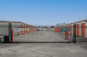 Public Storage - Stuart - 1401 SE Federal Hwy - Photo 4