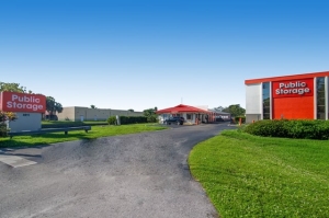 Public Storage - Lauderhill - 4811 N University Drive - Photo 1