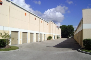 Public Storage - Naples - 7325 Davis Blvd - Photo 2