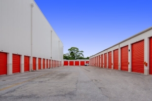 Public Storage - West Palm Beach - 1247 45th Street - Photo 2