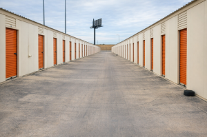 Public Storage - San Antonio - 2505 S Hackberry - Photo 2