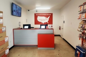 Public Storage - San Antonio - 2505 S Hackberry - Photo 3