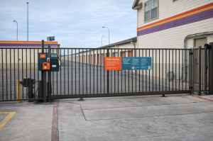 Public Storage - San Antonio - 2505 S Hackberry - Photo 4