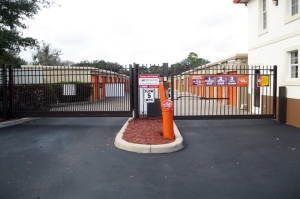 Public Storage - South Daytona - 2450 S Nova Road - Photo 4