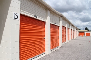 Public Storage - Orlando - 8255 Silver Star Rd - Photo 2
