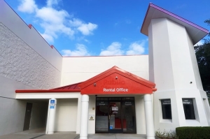 Public Storage - Lake Mary - 3725 W Lake Mary Blvd