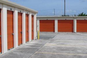 Public Storage - Fort Pierce - 3125 S US Highway 1 - Photo 2