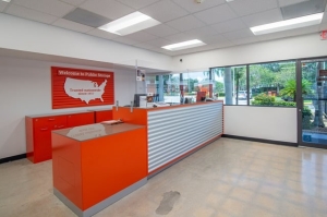 Public Storage - Weston - 2715 S Commerce Pkwy - Photo 3