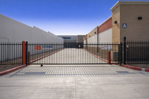 Public Storage - Arlington - 175 S Watson Road - Photo 4