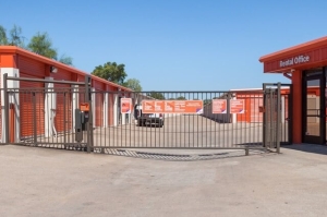Public Storage - Austin - 5016 E Ben White Blvd - Photo 4