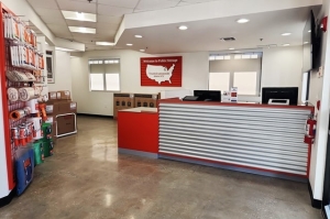 Public Storage - Orlando - 10053 Lake Underhill Rd - Photo 3