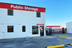 Public Storage - Webster - 401 E NASA Rd 1 - Photo 1