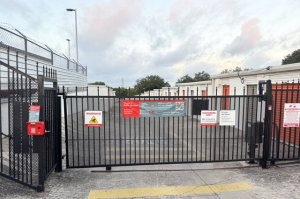 Public Storage - San Antonio - 9529 Fredericksburg Road - Photo 4