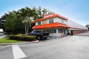 Public Storage - Coconut Creek - 6050 N State Rd 7 - Photo 1