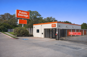 Public Storage - Lewisville - 690 E State Highway 121 - Photo 1