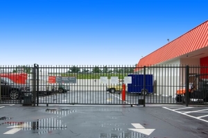 Public Storage - Hollywood - 851 Knights Rd - Photo 4