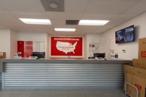 Public Storage - Hollywood - 851 Knights Rd - Photo 3