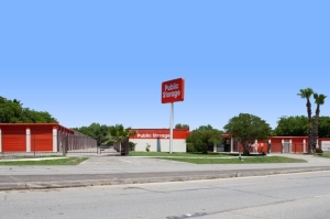 Public Storage - San Antonio - 1425 Austin Highway - Photo 1