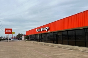 Public Storage - Pantego - 3521 W Pioneer Parkway Ste A - Photo 1