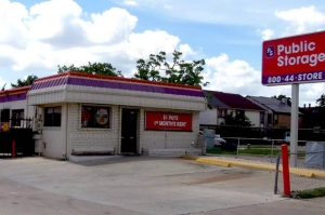 Public Storage - Houston - 12400 Fondren Road Picture of Public Storage - Houston - 12400 Fondren Road