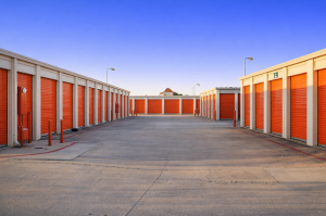 Public Storage - Lewisville - 1419 S. Stemmons Fwy - Photo 2