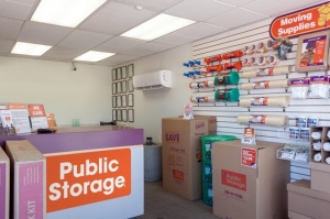 Public Storage - Houston - 9030 North Freeway Picture of Public Storage - Houston - 9030 North Freeway