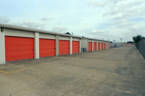 Public Storage - Houston - 11810 Westheimer Road Picture of Public Storage - Houston - 11810 Westheimer Road