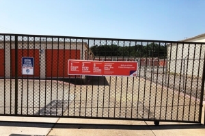 Public Storage - Pantego - 2300 West Park Row - Photo 4