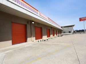 Public Storage - Dallas - 2439 Swiss Ave - Photo 2