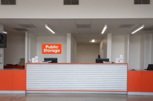 Public Storage - Houston - 5615 Westheimer Rd - Photo 3