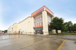 Public Storage - Houston - 8430 Gulf Freeway Picture of Public Storage - Houston - 8430 Gulf Freeway