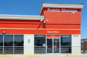 Public Storage - Houston - 11900 Katy Freeway Picture of Public Storage - Houston - 11900 Katy Freeway