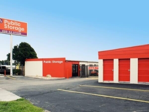 Public Storage - Austin - 8525 N Lamar Blvd - Photo 1