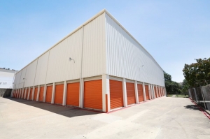 Public Storage - Dallas - 5342 E Mockingbird Lane Picture of Public Storage - Dallas - 5342 E Mockingbird Lane