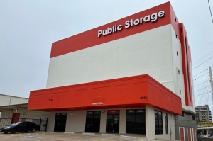 Public Storage - Dallas - 5342 E Mockingbird Lane - Photo 1