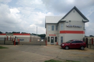 Public Storage - Dallas - 11038 Alvin Street - Photo 1