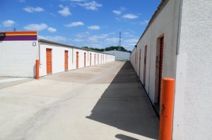 Public Storage - Dallas - 11038 Alvin Street - Photo 2