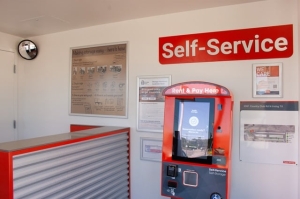 Public Storage - Irving - 3501 Country Club Road North - Photo 3