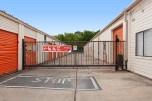 Public Storage - Houston - 5460 Addicks Satsuma Road - Photo 4