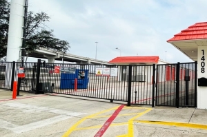 Public Storage - Grand Prairie - 1408 N State Highway 161 - Photo 4