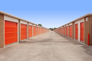 Public Storage - Austin - 9814 West Gate Blvd - Photo 2