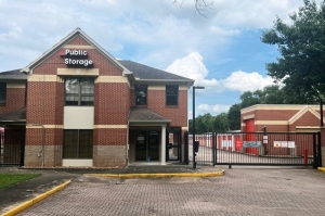 Public Storage - Missouri City - 1745 Dulles Ave - Photo 1