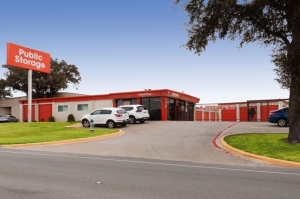 Public Storage - Carrollton - 1707 South I-35 East - Photo 1