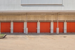 Public Storage - Austin - 5220 W Highway 290 - Photo 2