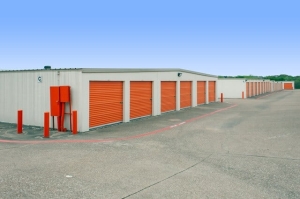 Public Storage - Carrollton - 3750 Marsh Lane - Photo 2