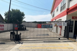 Public Storage - San Antonio - 13403 Wetmore Road - Photo 4