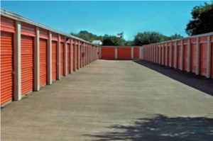 Public Storage - Dallas - 11216 E Northwest Hwy - Photo 2