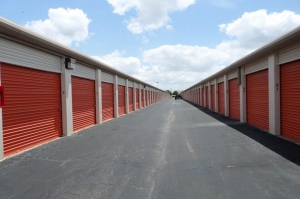 Public Storage - Houston - 14050 NW Freeway Picture of Public Storage - Houston - 14050 NW Freeway